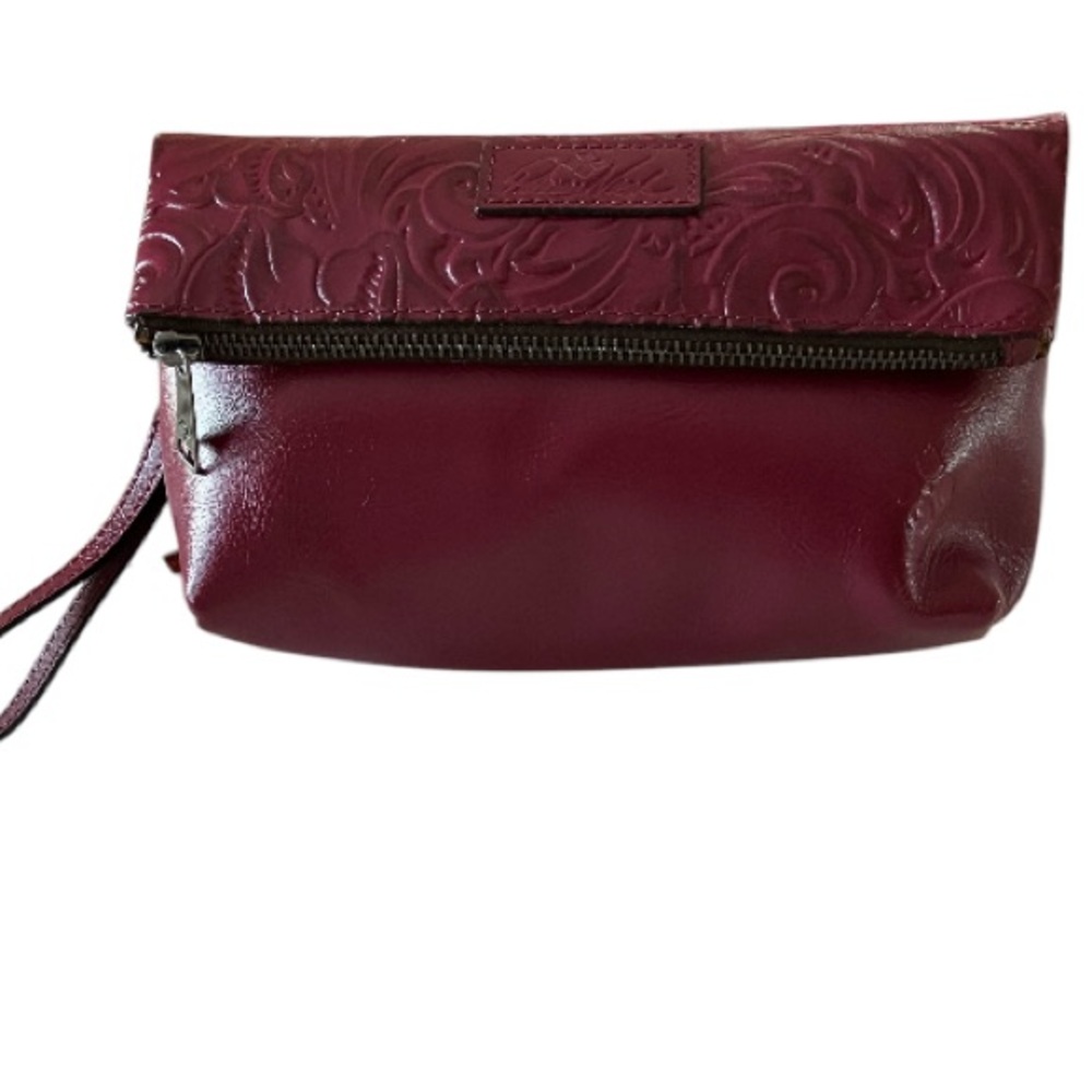 NWT Patricia Nash wristlet Valerie Magenta